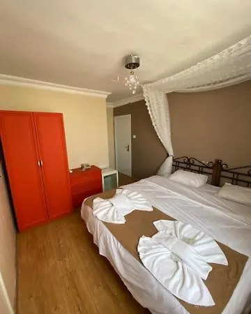 Hotel Yildizlar Evi 3*